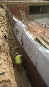 Muro de contención del túnel de conexión entre parkings